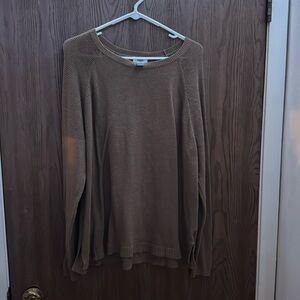 Old Navy Women’s sweater 

Used a handful of times
Great condition